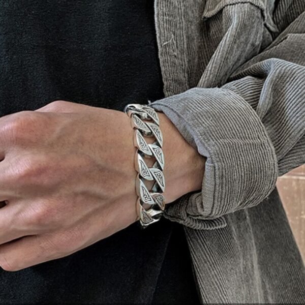 925 Sterling Silver Bracelet Vintage Large Circular Link on wrist