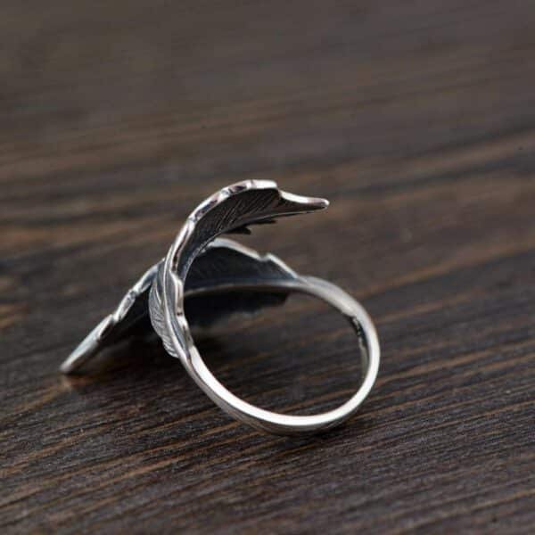 Silver Ring With Leaves profile view