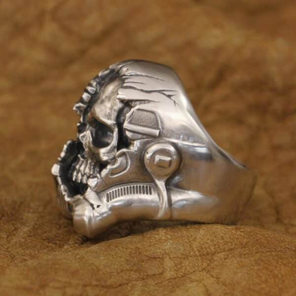 Stormtrooper Skull Ring side view