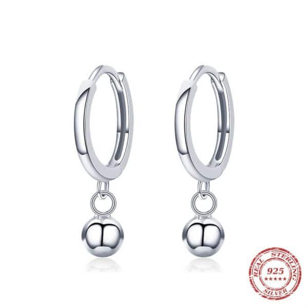 Silver hoop earring with ball demo