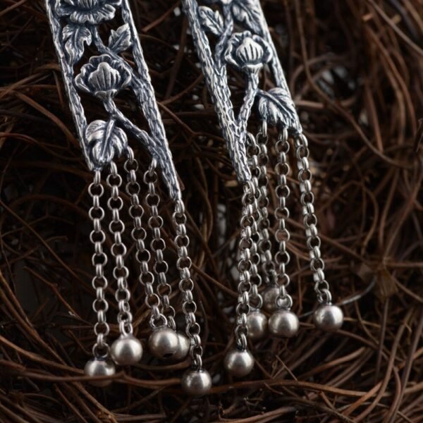 Silver Earrings Peony rope and engraving details