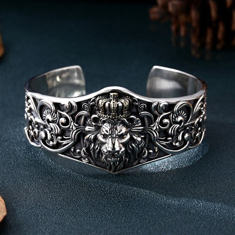 Lion Bracelet, Sterling Silver, handmade links | Bowman Originals,  Sarasota, 941-302-9594