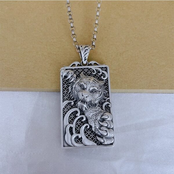 999 Silver Pendant tiger claws on necklace