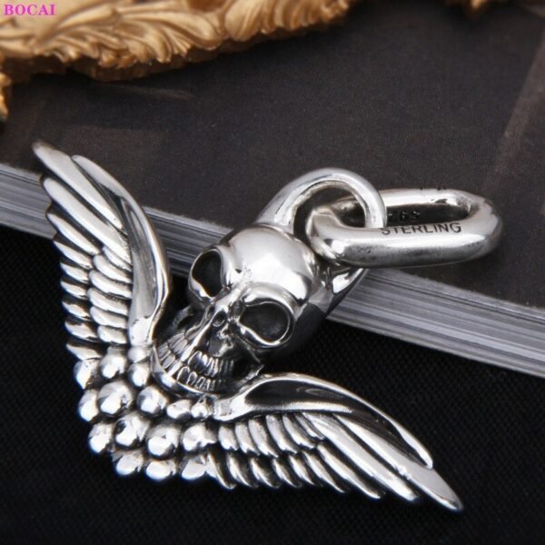Silver Pendant 925 gruesome wings details skull