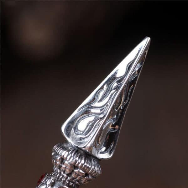 Silver Pendant 925 hanging pestle arrow head details