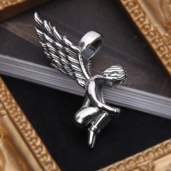Silver Pendant 925 sitting angel profile