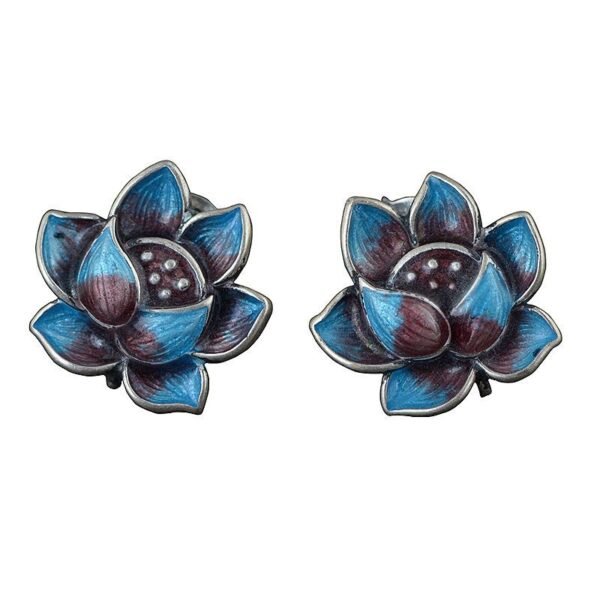 Lotus flower stud earrings silver demo