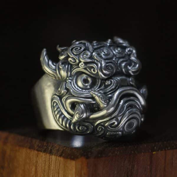 Silver Ring 925 Asian lion presentation