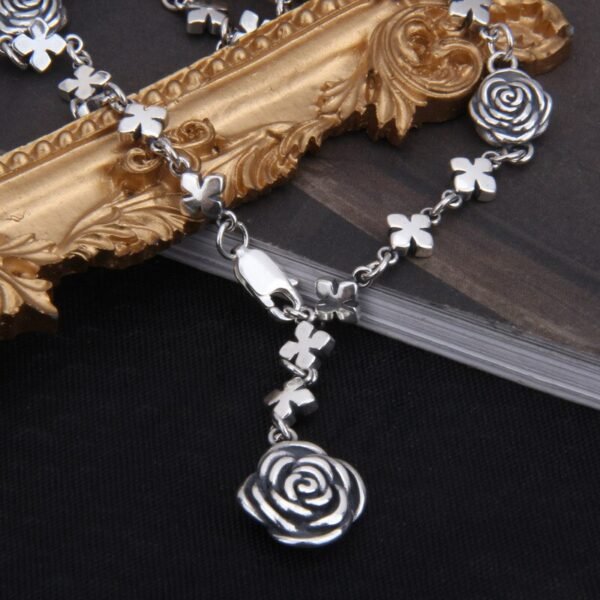 Silver Necklace 925 rose pendant details