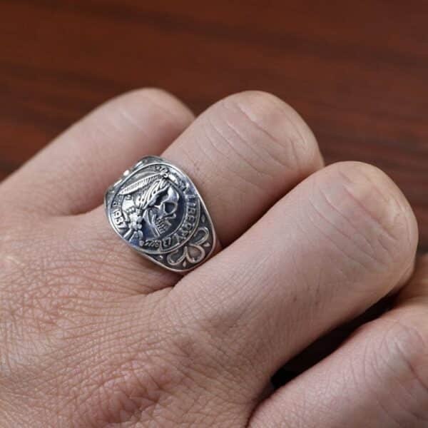 Silver Ring 925 native skull on finger