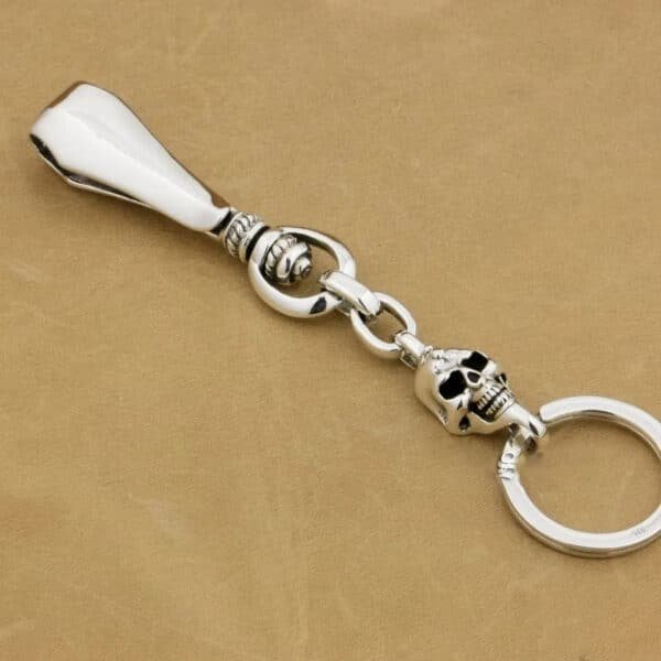Silver Key Ring simple skull front view