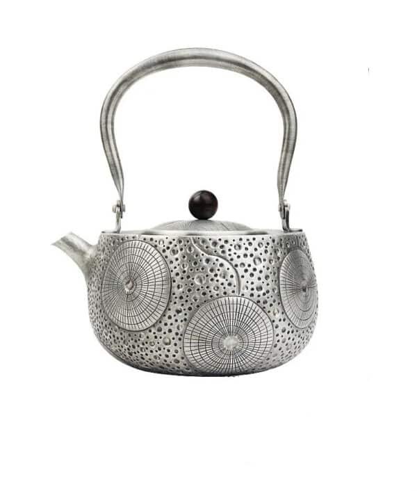 Engraved silver teapot demo